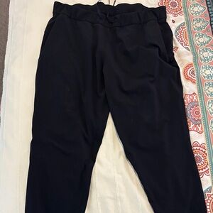 lululemon athletica Black Ankle Pants